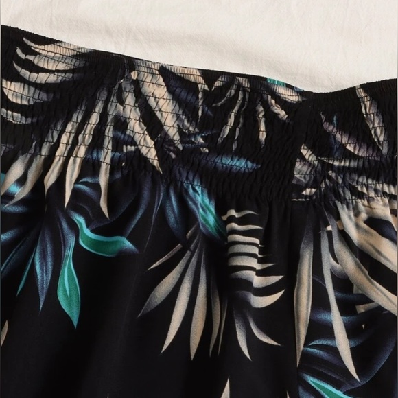SHEIN Black Tropical Print High Waist Shorts - Picture 4 of 7